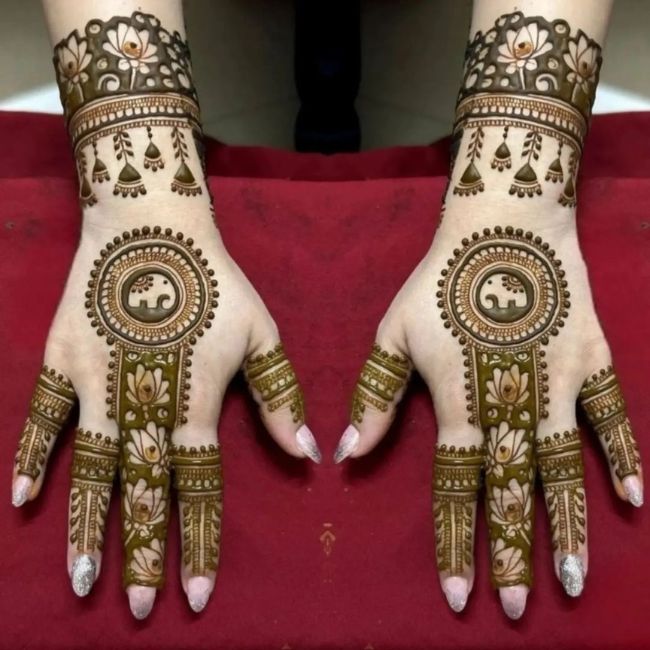 Karva Chauth Mehndi design